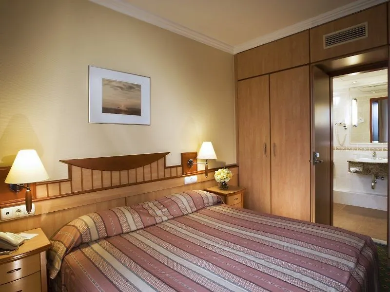 Danubius Hotel Helia Boedapest 4*,  Hongarije